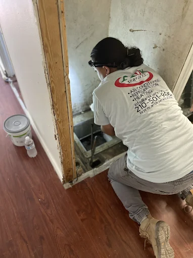 Professional return vent duct cleaning service in Sandy Oaks TX